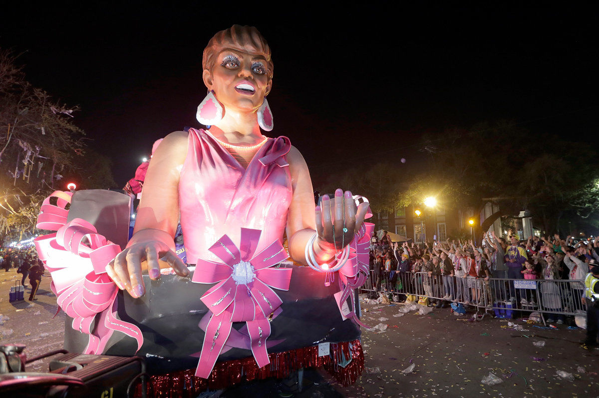 Krewe of Bacchus 2017 rolls in New Orleans: See Mardi Gras parade photos